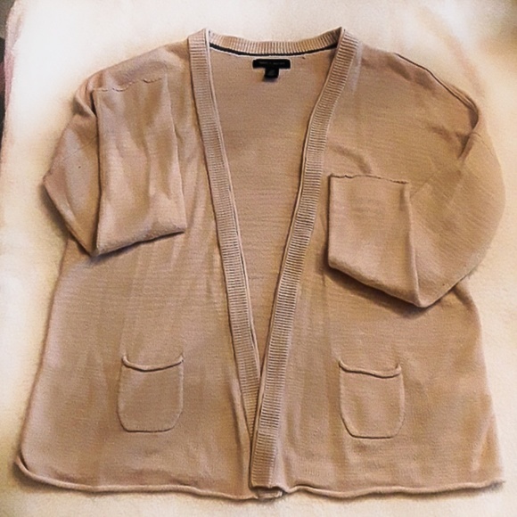 Tommy Hilfiger Sweaters - 5/$25 Tommy Hilfiger Cardigan